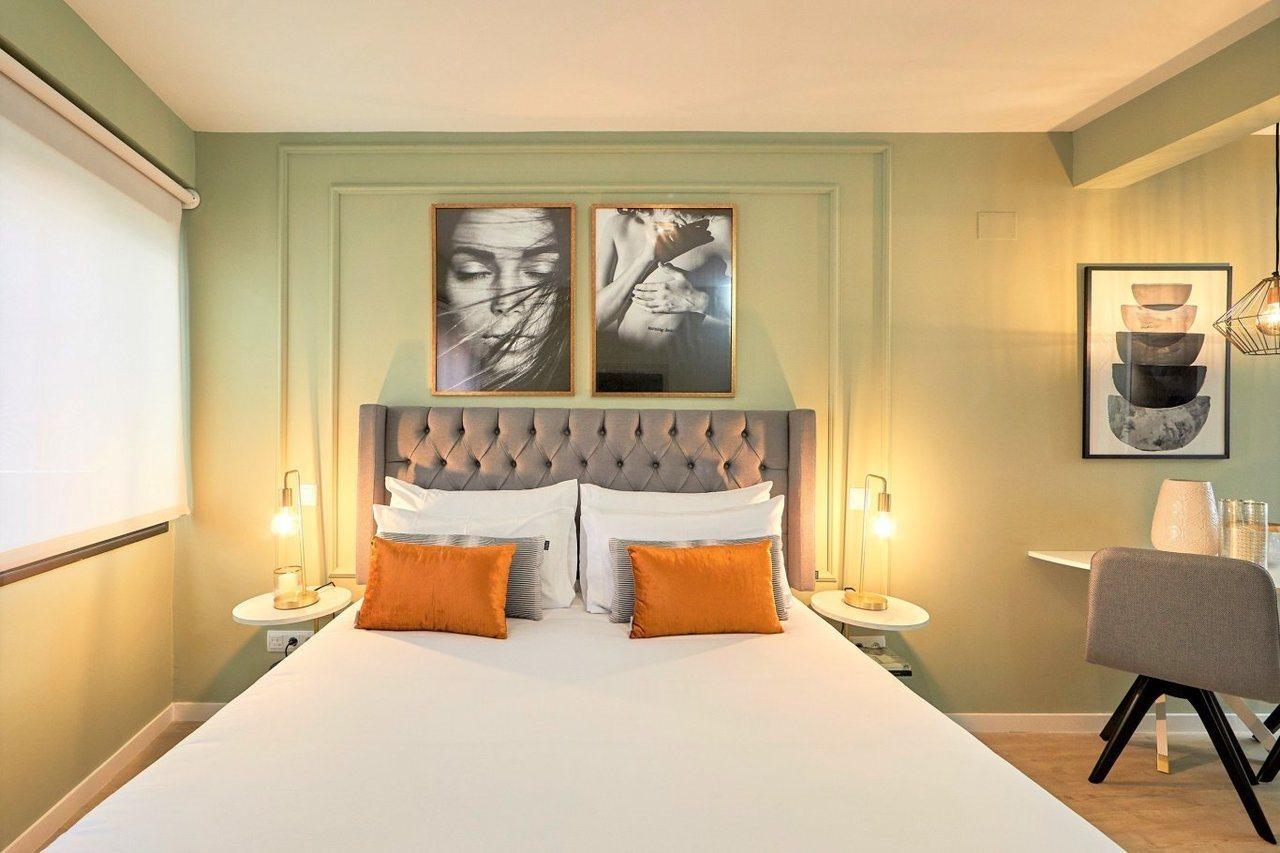 L&H La Latina Selection Aparthotel Madrid Buitenkant foto