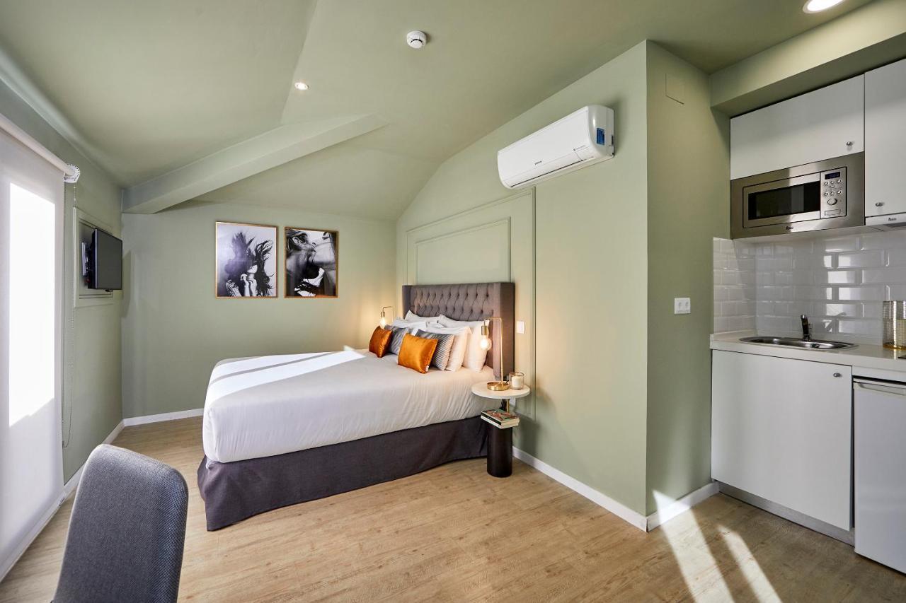 L&H La Latina Selection Aparthotel Madrid Buitenkant foto