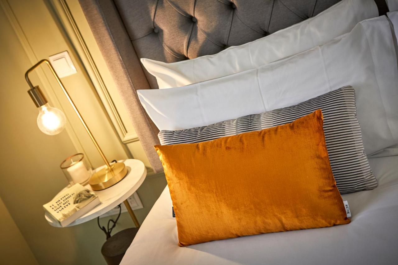 L&H La Latina Selection Aparthotel Madrid Buitenkant foto